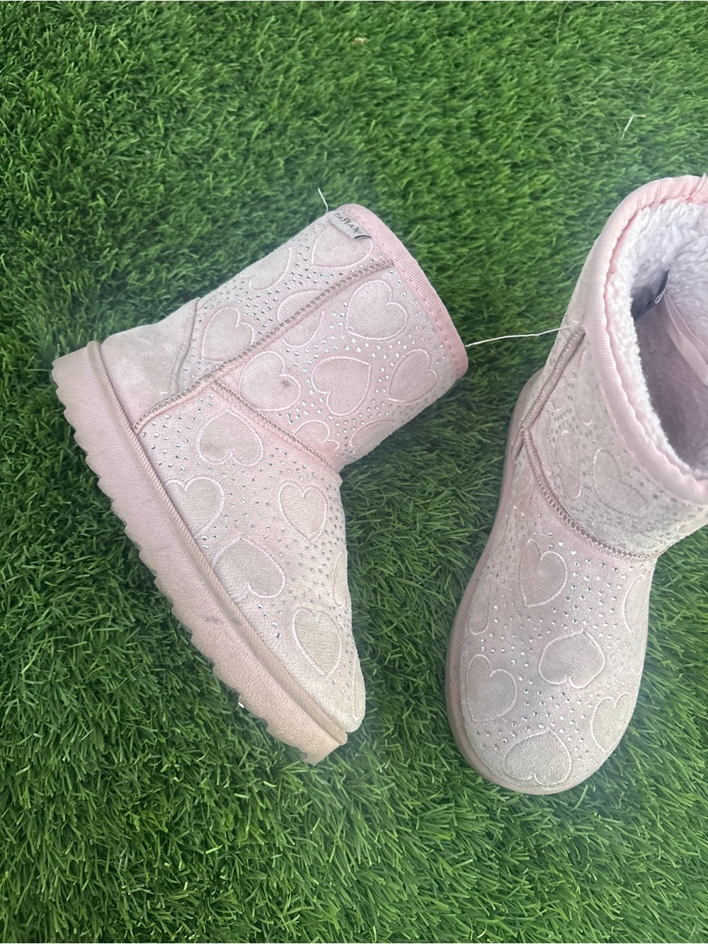 Cozy Pink Heart-Pattern Winter Boots -kids size 12c